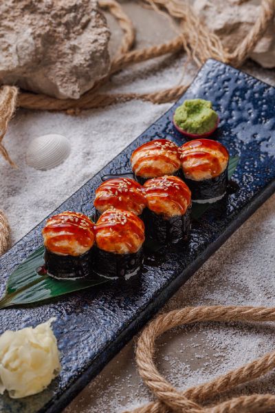 Ролл запечённый с курицей